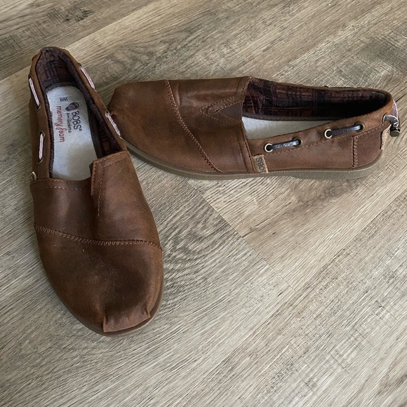 Faux Brown Leather Bobs - Picture 1 of 4